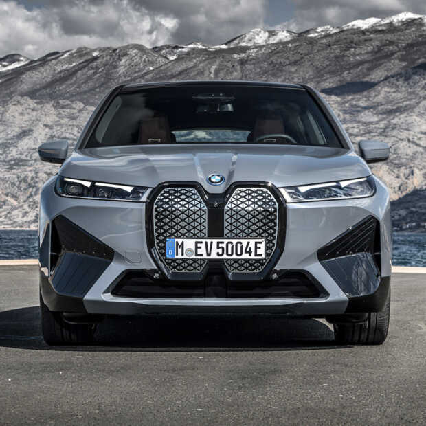 BMW IX3