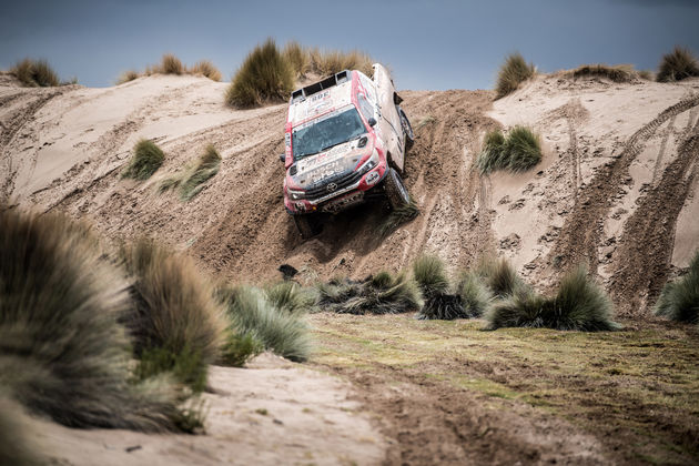 05-Historische-zege-voor-Bernhard-ten-Brinke-en-Toyota-Hilux-in-Dakar-2018