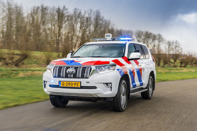 09-Toyota-terreinwagens-voor-Nationale-Politie