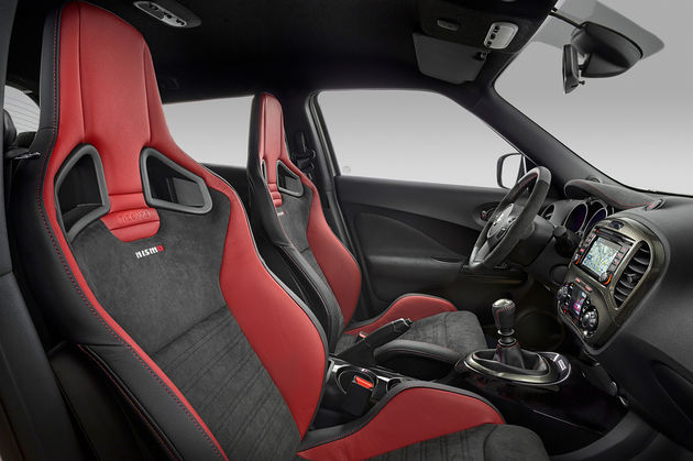 Nissan_Juke_Nismo_RS_Interieur