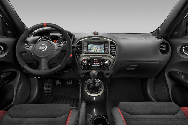 Nissan_Juke_Nismo_RS_Interieur_Leder