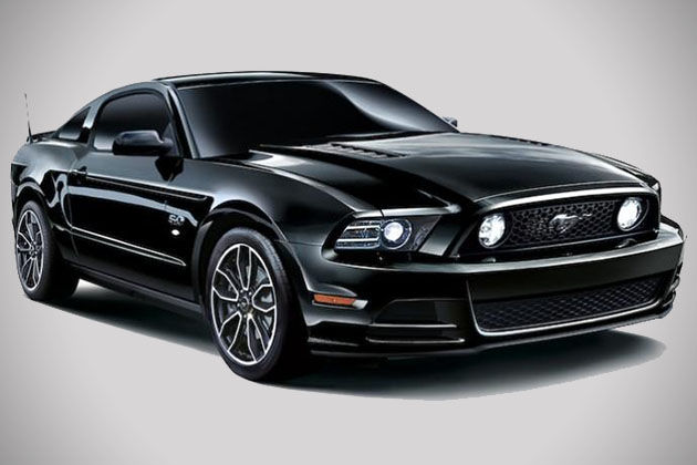 2014-Ford-Mustang-V8-GT-Coupe-The-Black-Edition-2