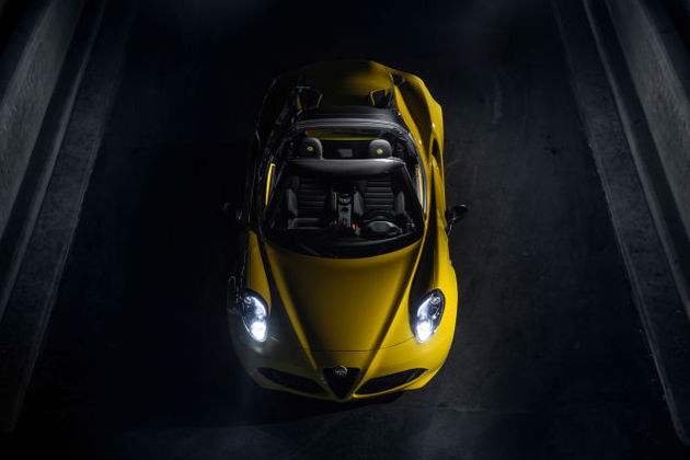 Alfa_romeo_4c