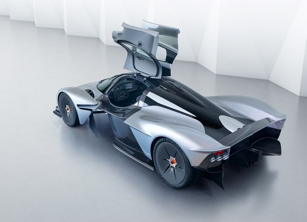 aston-martin-valkyrie_03-(large)