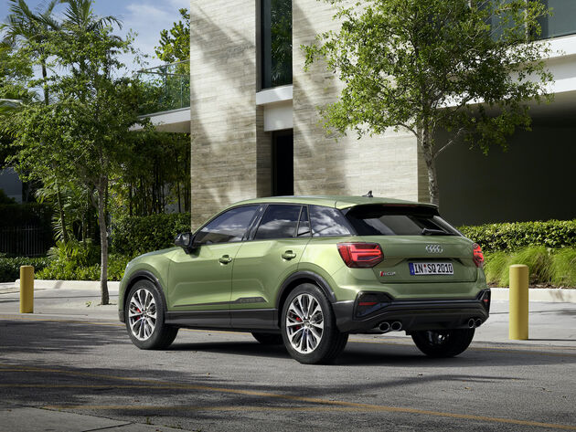 Audi_SQ2_Back_Side