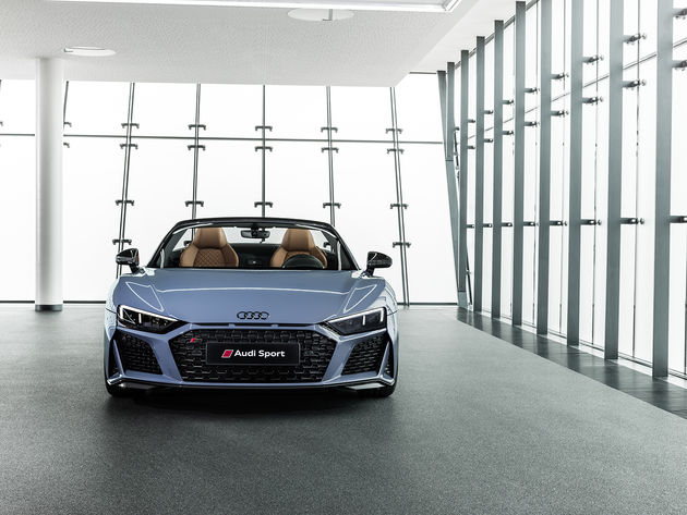 <i>De Audi R8 Spyder</i>