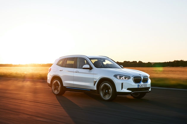 BMW_IX3_Electric