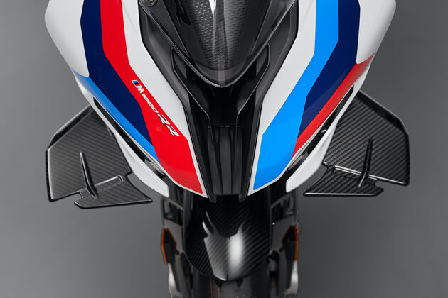 BMW_M_1000_RR_Winglets