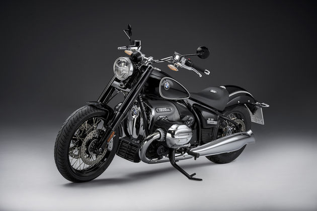 Bmw_R_18_front_cruiser