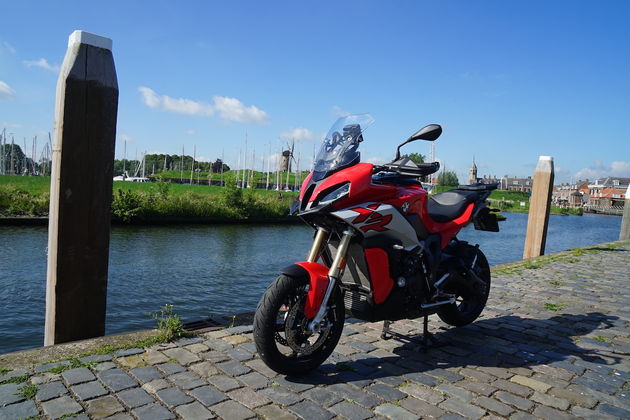 BMW_S1000XR_Close_VIew