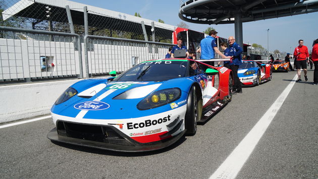 Ford GT, glorieus winnaar van de LMP2-klasse tijdens Le Mans 2016 (plaatsen 1, 3 en 4)