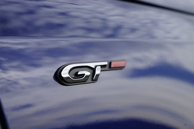 Peugeot_308_GT_hatchback_3