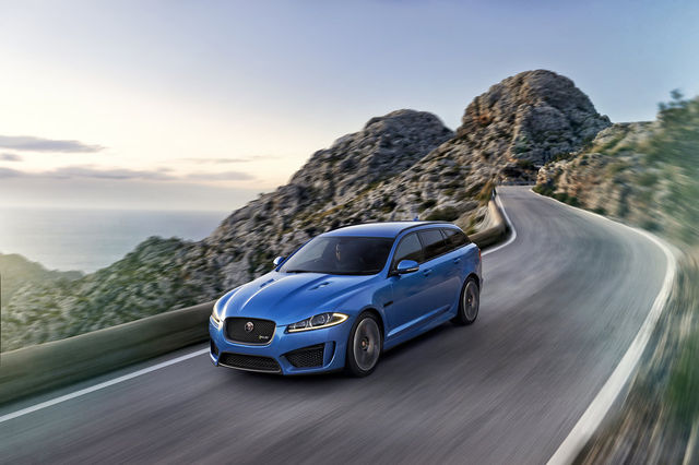 Jaguar-sportbrake_rs_dynamic