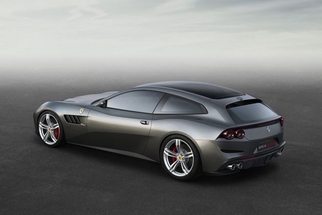 ferrari-gtc4-lusso-1