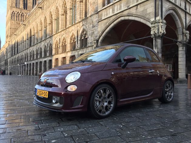 Fiat Abarth 695 Edizione Maserati gefotografeerd in Ieper Belgiu00eb <br>