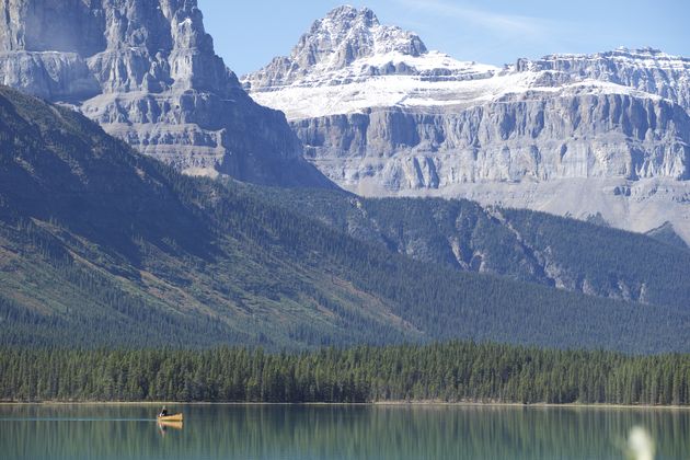 Het uitzicht tijdens het rijden van de Icefields Parkway in Canada