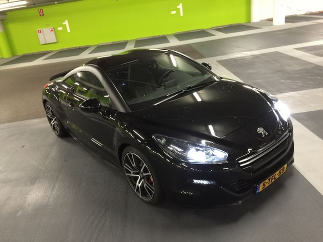 Peugeot_RCZ_R