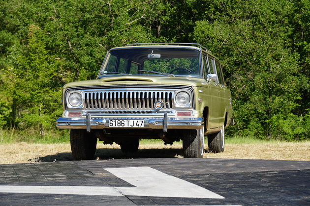 De fameuze 1969 Kaiser Jeep Wagoneer