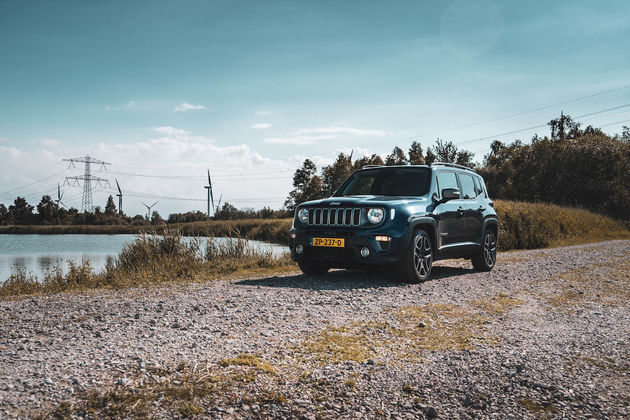 Jeep_Renegade_Stones_New