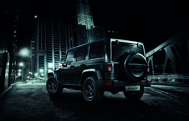 Jeep_Wrangler_Black_Edition_2