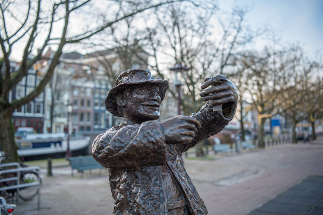 Kokadorus op het Amstelveld