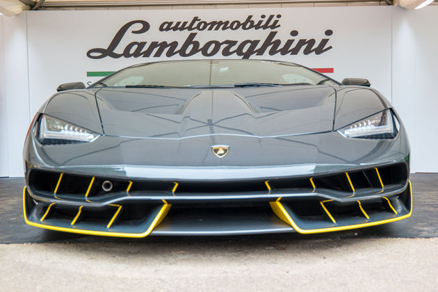 Een groot aantal Lamborghiniu2019s waaronder de Lamborghini Centenario<o:p></o:p>