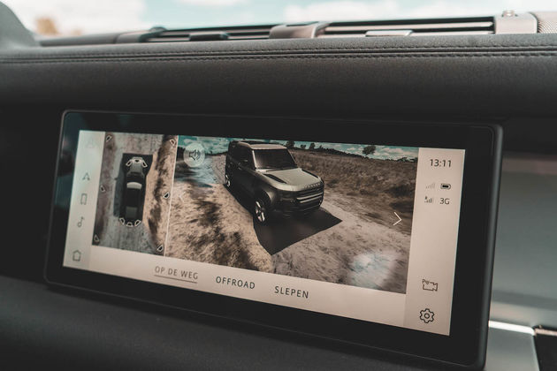 Land_Rover_Defender_Camera_View