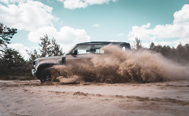 Land_Rover_Defender_Sand+Drive