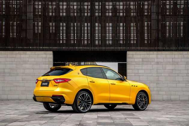 Maserati Levante GTS Giallo Modenese