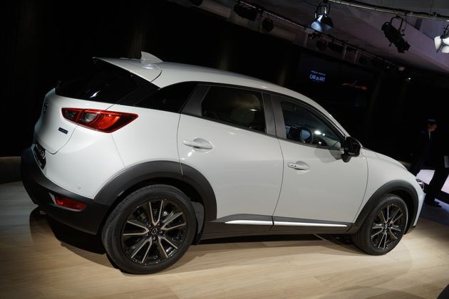 Mazda`s fraai gestyleerde compacte Crossover de CX-3