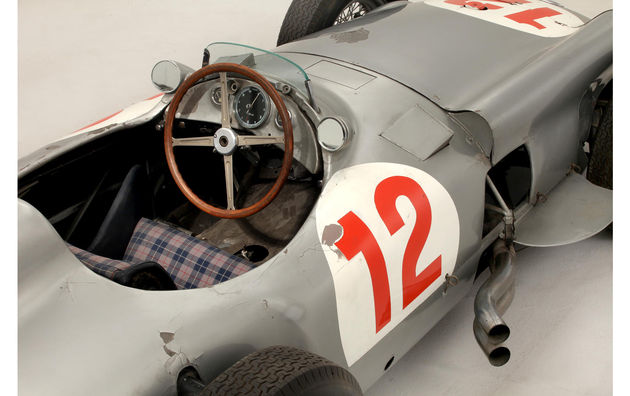 Mercedes Fangio - 16