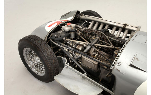 Mercedes Fangio - 21