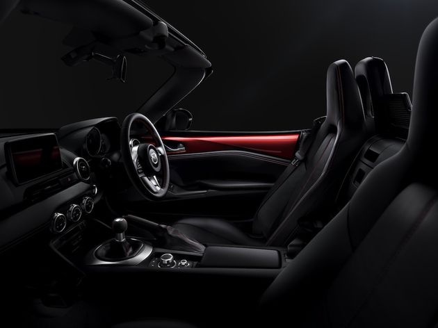 MX-5_2014_interior_01