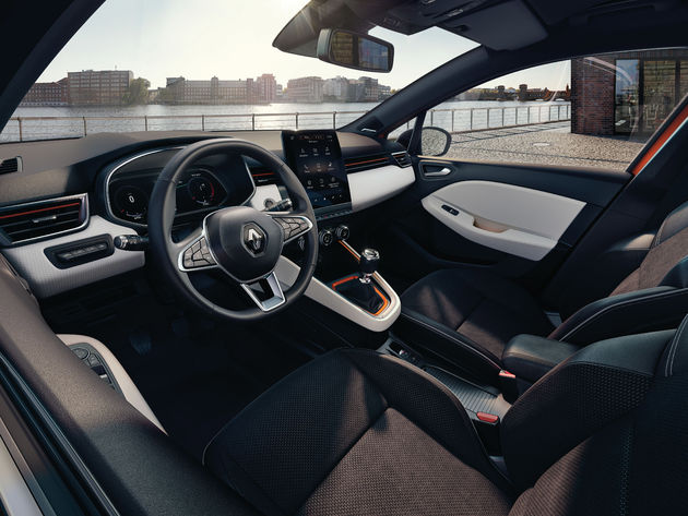 New_Renault_Clio_Intens_no1_interieur