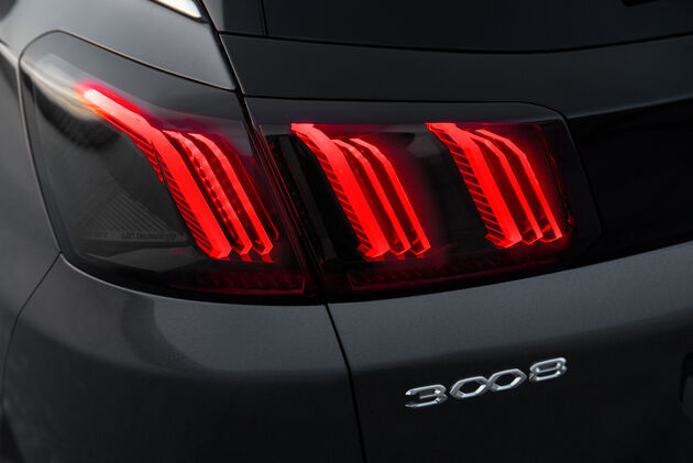 Peugeot_3008_New_backlights