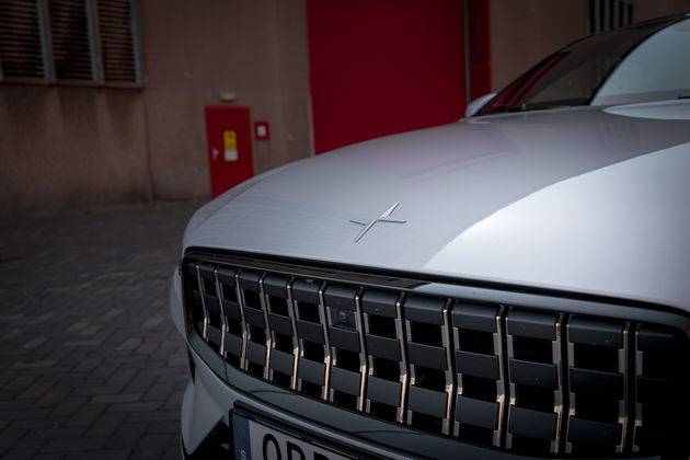 Polestar_1_grill_star