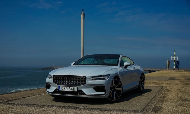 Polestar-1_sea_front_turn