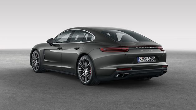 Porsche-panamera4