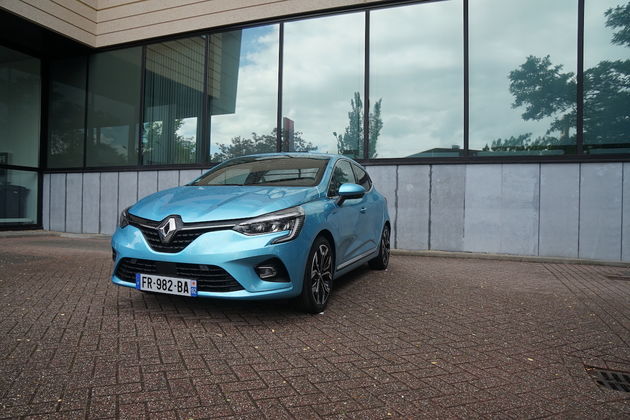 Renault_Clio_E-Tech_New