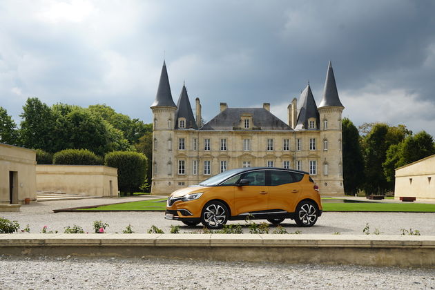 renault_Scenic_2017_6