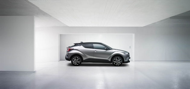 Toyota-C-HR-zijkant