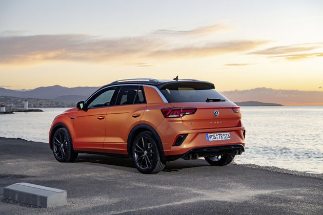 Volkswagen_T-Roc_R_1